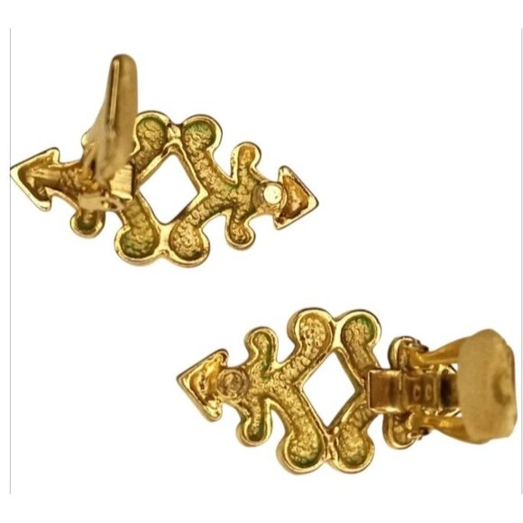 CLASSIC Vintage 1980's Red Vector Clip On Earrings Arrow Hearts Gold Tone Enamel - Picture 5 of 5